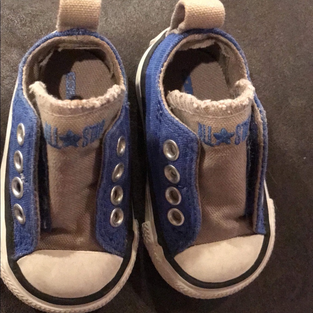 Converse infant 2